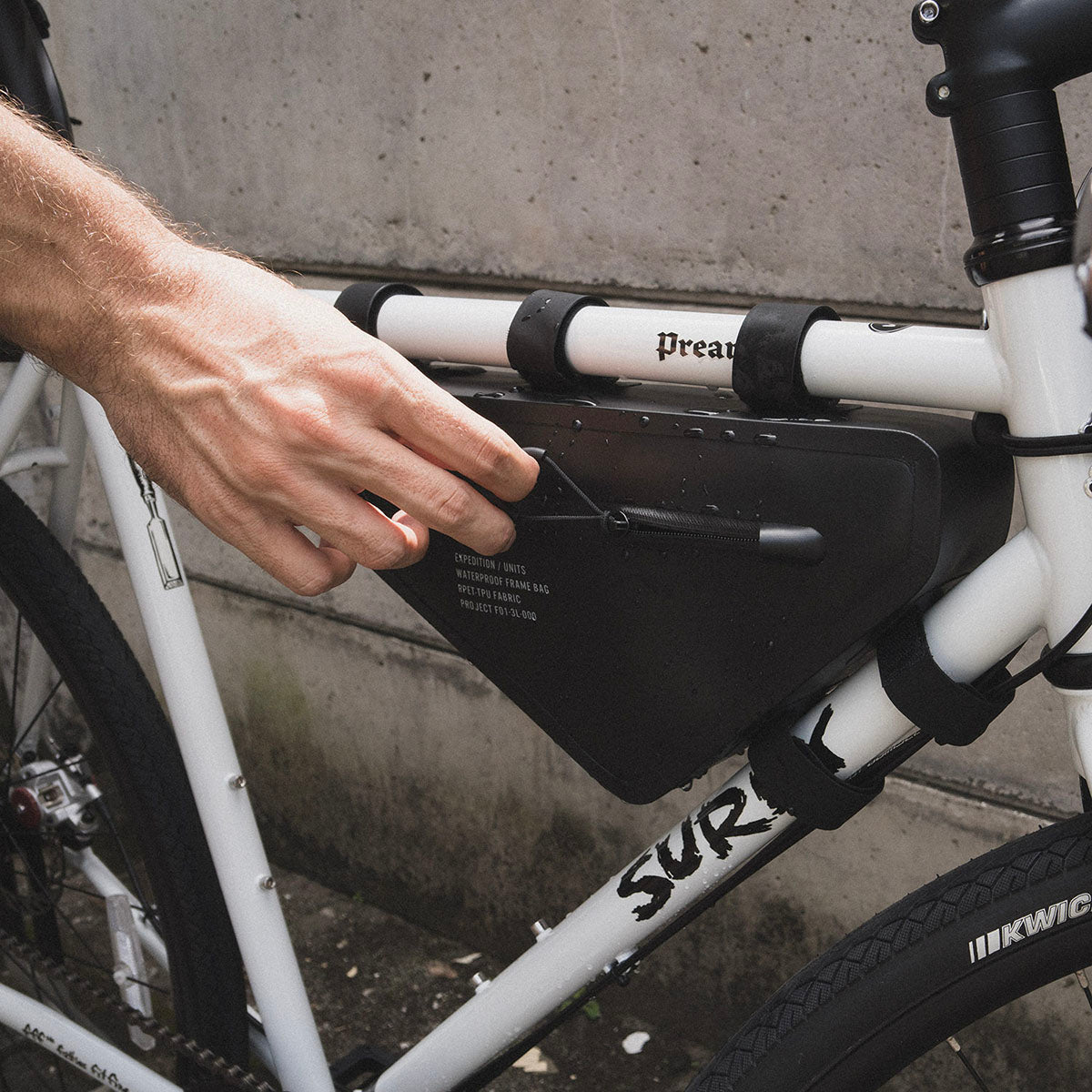 WATERPROOF BIKEPACKING KIT