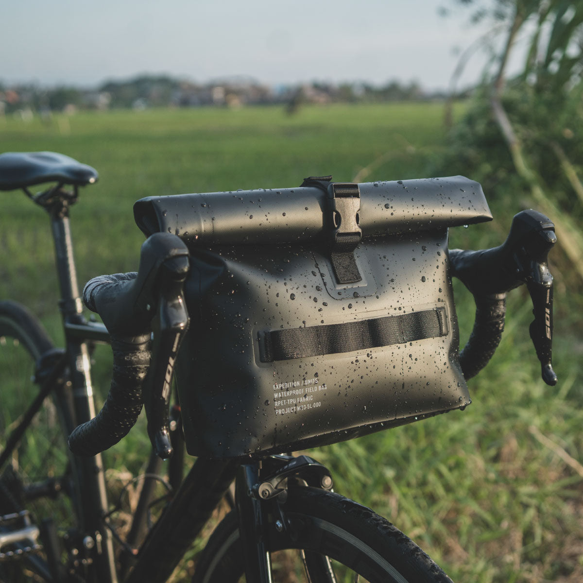 WATERPROOF ADVENTURER KIT