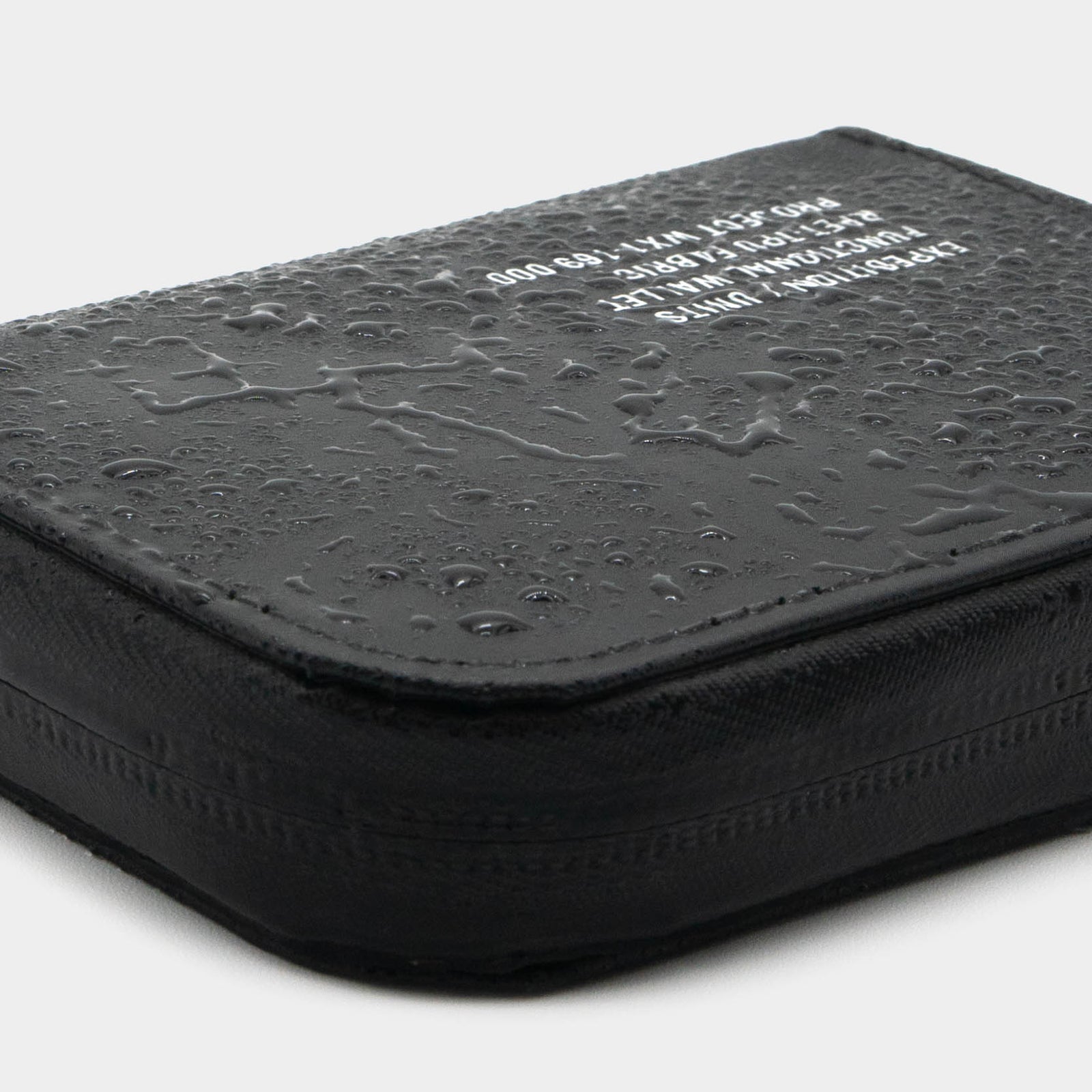 【一部予約販売】 WX1_functional_wallet_neck_pou 小物